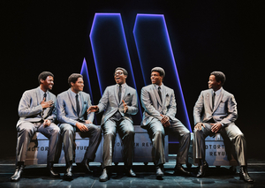 Review: AIN'T TOO PROUD at Shea's Buffalo Theatre Image