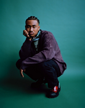 Dylan Sinclair Shares Breakout EP 'No Longer in the Suburbs' Image