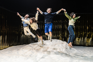 Review: LIPS SEALED at Teatr Wspolczesny Wroclaw Image