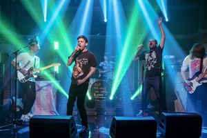 VIDEO: PUP & Jeff Rosenstock Perform 'Waiting' on SETH MEYERS Image