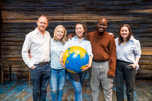 COME FROM AWAY Welcomes New and Returning Cast to its London Production Image