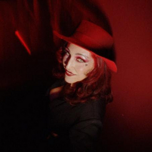 Liz Lamere Releases Debut Album 'Keep It Alive' Image