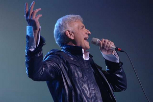 Interview: Dennis DeYoung, Legendary Voice of STYX, Talks His Musical HUNCHBACK OF NOTRE DAME and Composing for Musical Theatre 