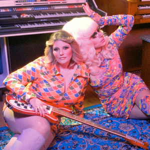 Ash Gordon Releases New Single 'Cosmic Colors' Feat. Trixie Mattel Image