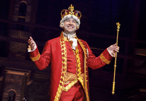 Interview: Actor Peter Matthew Smith Opens Up About 'The Greatest Job There Is' - Playing King George III in HAMILTON  Image