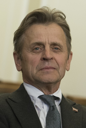 Ballet star Mikhail Baryshnikov condemns Kremlin's 'world of fear' Image