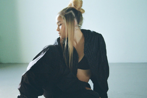 Saya Gray Releases Debut EP '19 Masters' Image