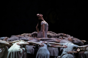 Review: AKRAM KHAN'S GISELLE at BAM's Howard Gilman Opera House Image