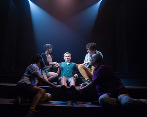 Review: EVERYBODY at the Santa Fe Playhouse Image