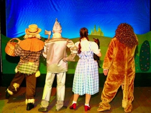 Review: THE WIZARD OF OZ at Alhambra Theatre And Dining Image
