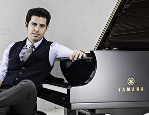 10 Videos That Make Tony DeSare Tempting At Birdland July 29th Image