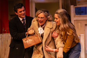 Review: BAREFOOT IN THE PARK, The Mill At Sonning Image