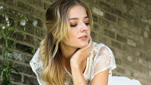 Jackie Evancho to Honor Joni Mitchell With Concert at 54 Below 