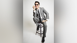 10 Videos We Can't Take Our Eyes Off Of While Waiting For John Lloyd Young MOSTLY SOUL at 54 Below  Image