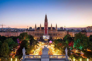 State Opera Sunday Announced at Film Festival on Rathausplatz Image