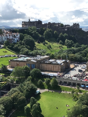 Student Blog: Getting the Most Out of the Edinburgh Festival Fringe Image