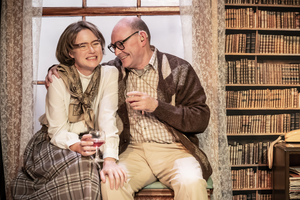 Review: LARKIN WITH WOMEN, Old Red Lion Theatre Image