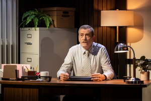 Review: NO PLACE TO GO at Signature Theatre 