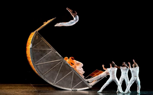 Performing Arts Houston Presents DIAVOLO | Architecture In Motion(R) 