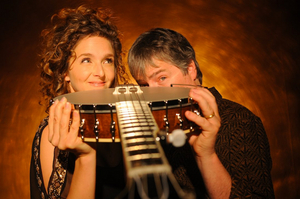 Banjo Virtuosi Béla Fleck and Abigail Washburn Come To The Bushnell 