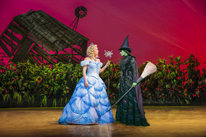 WICKED Celebrates 16th Birthday in London and Extends Booking Image