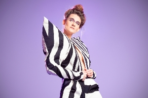 Feature: NEERLANDS HOOP-WINNARES KIRSTEN VAN TEIJN TE ZIEN IN NIEUWE EIGENTIJDSE MUSICAL VER VAN JE BED SHOW! Image
