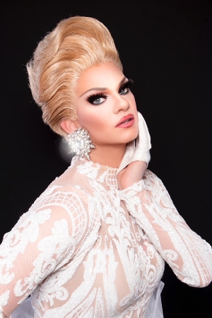 Interview: Elliott With 2 T's of GUESS WHO'S COMING TO DINNER WITH ELLIOTT WITH 2 T'S at Roxy's Cabaret Image