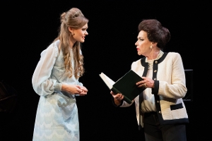 Interview: Sandra Prinsloo talks about Maria Callas, opera and MASTER CLASS Image