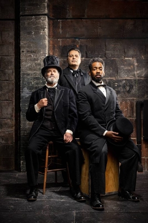 Interview: Steven Skybell says THE LEHMAN TRILOGY has the scope of a great Shakespeare play Image