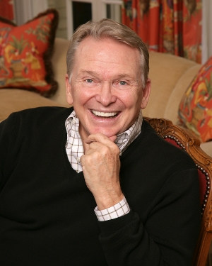 Interview: Bob Mackie talks THE ART OF BOB MACKIE at Provincetown Public Library 