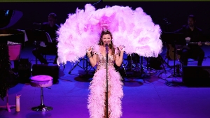 Feature: CONFESSIONS OF A SHOWGIRL BRINGS GLAMOUR TO THE STARBRIGHT THEATRE DEC. 12 Image