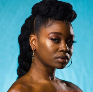 Interview: Houston native GIGI LEWIS of TINA - THE TINA TURNER MUSICAL at HOBBY CENTER Image