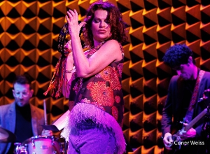 Photos: Sandra Bernhard Opens EASY LISTENING at Joe's Pub Image