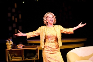 Interview: Shinah Hey of BEAUTIFUL - THE CAROLE KING MUSICAL at Chanhassen Dinner Theatres 