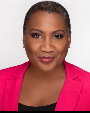 Interview: A Look at Motherhood in TINA: THE TINA TURNER MUSICAL with Roz White Image