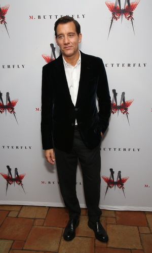Clive Owen Will Star in LISEY'S STORY With Julianne Moore Image