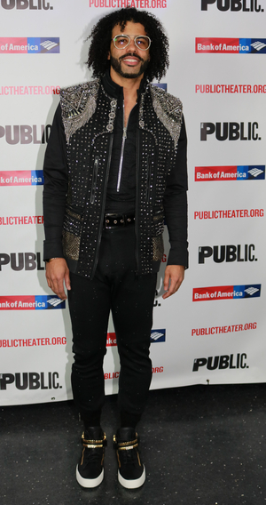 Daveed Diggs Stars in SNOWPIERCER TV Series, Premiering on Sunday, May 31 Image