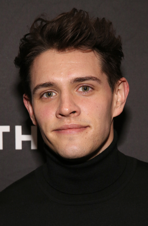 Casey Cott Talks Transforming Into Hedwig for Musical Episode of RIVERDALE 