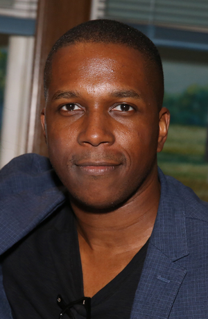 Working With Josh Gad Prepared Leslie Odom, Jr. for His Role on CENTRAL PARK 