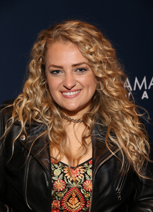 Ali Stroker to Star in Lifetime Christmas Film CHRISTMAS EVER AFTER Image