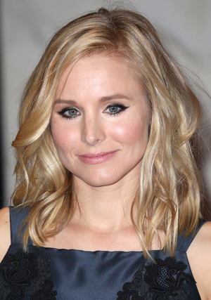 Kristen Bell and Kristen Griffith-VanderYacht to Host DECK THE VOTE Wreath-Making Workshop and Fundraiser Image