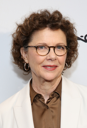 Annette Bening, Julianne Moore, Mark Ruffalo & More From THE KIDS ARE ALL RIGHT to Reunite on STARS IN THE HOUSE Image