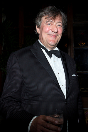 Stephen Fry Joins the Cast of LA Opera's Premiere of OEDIPUS REX as the Narrator 