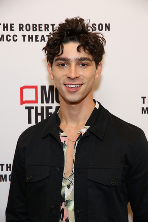 Isaac Powell Joins SEX AND THE CITY Revival Series Image