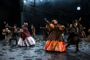 Review: A CHRISTMAS CAROL at Guthrie Theater Image