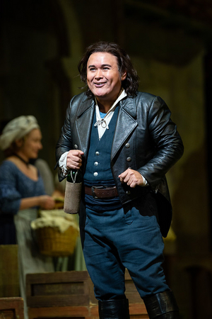 Review: At the Met, All You Need is Love, When L'ELISIR is in the Right Hands Image