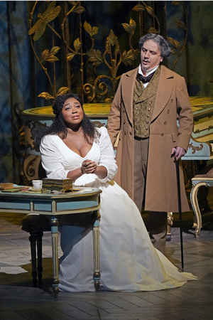 Review: Are Met Audiences Blue? Yes, Because TRAVIATA Has an Angel Image