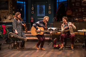 Review: CHRISTMAS AT THE LOCAL at Theater Latté Da Image