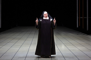 Review: Exquisitely Subtle CARMELITES Makes Another of Its Brief Stops at the Met Image