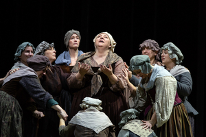 Review: Exquisitely Subtle CARMELITES Makes Another of Its Brief Stops at the Met Image